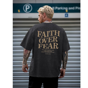 T-shirt unisexe Faith Over Fear surdimensionné en coton à col rond, imprimé, pour l'été, décontracté, en jersey - Product Image 5