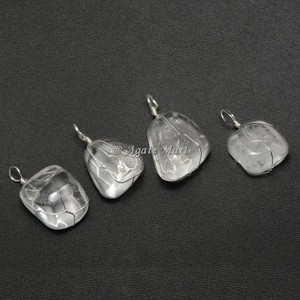 Pendentif élégant RAC avec pierre précieuse d'agate de guérison sculptée dans le style Feng Shui pour la décoration de la maison Produit d'artisanat en pierre semi-précieuse - Product Image 5