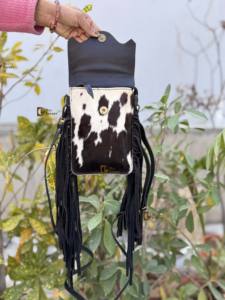 Nuevo Diseño Bolso de Teléfono y Monedero de Piel de Vacuno Genuina con Flecos y Grabado Artesanal, Bolso Bandolera Pequeño, Bolsa de Muñeca, Riñonera - Product Image 5