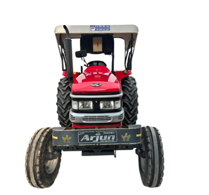 รถแทรกเตอร์อเนกประสงค์ Mahindra Arjun 555 DI 49.3 แรงม้า (36.7 กิโลวัตต์) ขับเคลื่อน 2 ล้อ ออกแบบมาเพื่อการเกษตรและการใช้งานเชิงพาณิชย์หนัก - Product Image 4