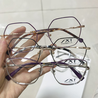 Inventaire de liquidation de montures de lunettes en métal de haute qualité, montures de lunettes optiques en gros mixtes pour hommes et femmes