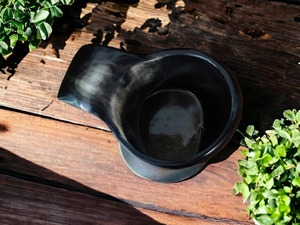 Mug en corne de style rustique d'excellente qualité pour la décoration de cuisine de ferme, vaisselle fonctionnelle disponible pour la vente en gros - Product Image 4