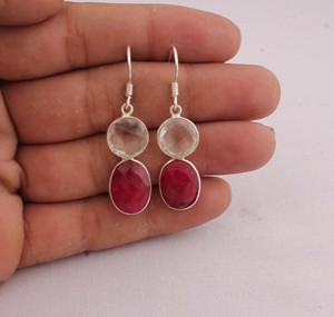 Boucles d'oreilles en rubis en gros, en argent sterling 925, bijoux artisanaux en pierres précieuses, fabricant de boucles d'oreilles pendantes en cristal rouge véritable - Product Image 1