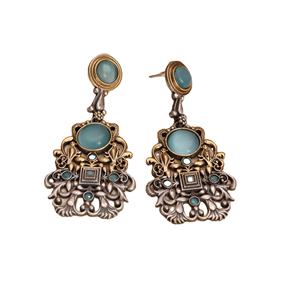 Pendientes Colgantes de Latón Chandbali, Étnicos y Modernos, con Incrustaciones de Piedras Azules, Plateados en Plata Antigua, para Mujer, Ideales para Aniversario - Product Image 1