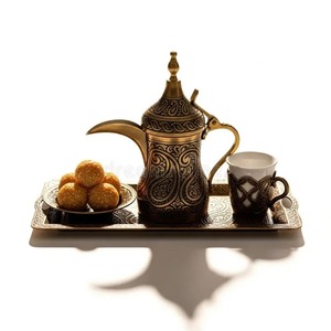 Traditional Dallah Coffee Pot With Curved Pouring Spout And Lid - Product Image 4