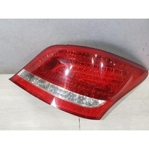 Luz Trasera Derecha Usada Equus 924023N000 - Product Image 4