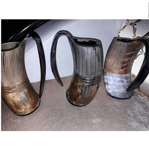 Jarra de cuerno natural más vendida con acabado pulido, hecha a mano para uso en el hogar, bar o fiestas, venta al por mayor desde India a precio asequible. - Product Image 1