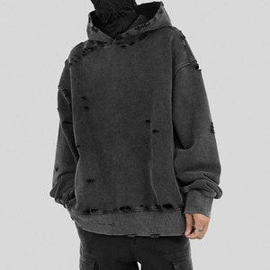 Sudadera con capucha de cuello alto y hombros caídos, mezcla de algodón, con efecto desgastado y acabado destruido sutil - Product Image 4