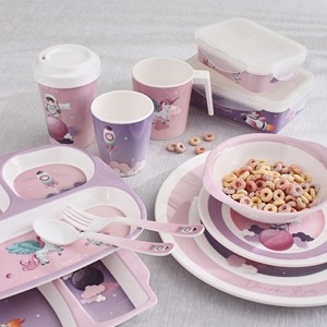 Ensemble de vaisselle pour enfants Dream Big, en plastique, design licorne et fusée, sans BPA, assiettes, bols, tasses, cuillères, fourchettes, plateau - Product Image 2