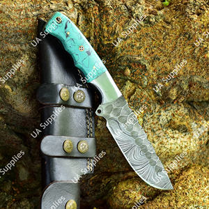 Couteau de chasse Skinner de luxe à lame fixe martelée en acier à motif Damas, gaine en cuir, pour le camping, OEM ODM acceptés, vente en gros - Product Image 2