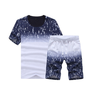 เสื้อยืดและกางเกงขาสั้นผู้ชายแบบสวมใส่สบาย พิมพ์ลายสตรีทแวร์ น้ำหนักเบา เอวยางยืด ชุดเซ็ตผ้าตาข่ายสำหรับฤดูร้อน ราคาขายส่ง - Product Image 2