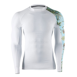 Último Diseño de Camiseta Deportiva Rash Guard para Hombre, Camiseta Rash Guard de Precio Económico y Alta Venta con Logotipo Personalizado, Hecho en Pakistán, Logotipo OEM - Product Image 1