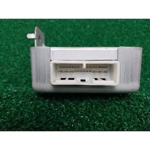 300 ECU y Módulos de Computación Usados 8996033090 - Product Image 3