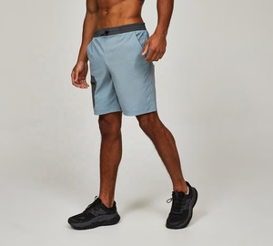 Pantalones cortos deportivos ligeros para hombre con cordones, pantalones cortos de entrenamiento atlético con bolsillo con cremallera, pantalones cortos deportivos casuales con cordón ajustable. - Product Image 2