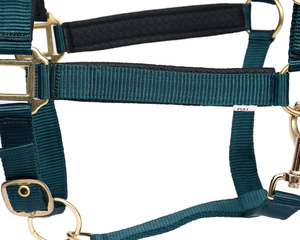 Harnais de luxe pour chevaux en tissu nylon néoprène, confortable et durable, pour utilisation en écurie. - Product Image 4