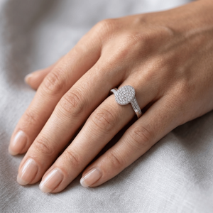 Anillo de Oro Blanco de 10K con 1/2 TCW de Diamantes Naturales Redondos Reales para Mujer |   Anillo de Joyería Elegante para Compromiso, Boda o Aniversario - Product Image 1