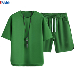 Collection d'été : Ensemble de jogging court personnalisé avec logo pour hommes grandes tailles – Confortable et respirant, ensemble de shorts unisexe en coton - Product Image 6