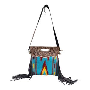 Bolso de Hombro de Lana Hecho a Mano para Mujer, Estilo Bohemio, Verano, con Correa de Cuero Argentino - Product Image 1