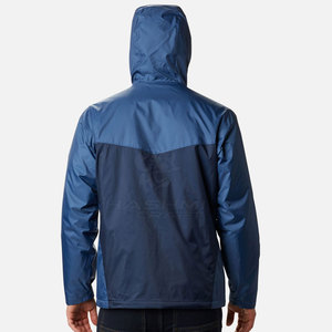 Chaqueta cortavientos de invierno estilo streetwear para hombre con un aspecto informal y un ajuste cómodo para usar durante todo el día. - Product Image 2