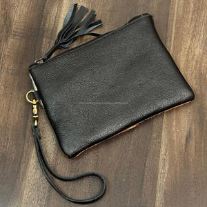 Producto de tendencia 2025, nuevo diseño, bolso de mano grande de cuero mecanizado a mano, bolso de mano para mujer, monedero con cremallera y borla de piel de vaca - Product Image 5