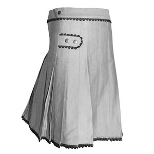 Kilt utilitaire en coton bleu marine fait main pour femmes - Kilt écossais de travail robuste avec poches cargo spacieuses - Product Image 4