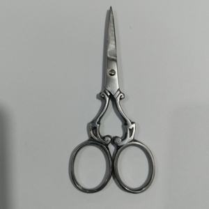 Ciseaux à moustache et à barbe en acier inoxydable pour hommes - Outil de coupe léger résistant à l'eau, couleur argent - Product Image 1