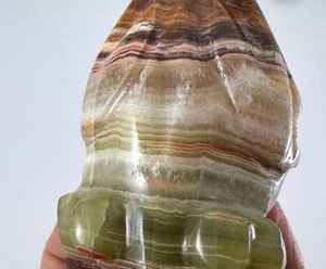 Figurine de grenouille en onyx sculptée à la main, pierre naturelle, grenouille porte-bonheur, symbole de prospérité, décoration de la maison, décoration de bureau, cadeau Feng Shui - Product Image 2