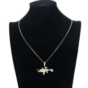 Nuevo Collar con Colgante de Pistola Chapado en Oro, Estilo Hip Hop, con Material de Latón Microincrustado con Diamantes, para Hombre - Product Image 5