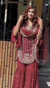 Ensemble Salwar Kameez en Georgette Brodé Étoiles Marron avec Dupatta – Tenue Traditionnelle Indienne et Pakistanaise pour Femme, Coupe Droite, Longueur au Sol, Idéal Mariage - Product Image 2