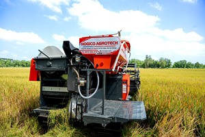 Cosechadora Multifuncional Kubota DC120X, Maquinaria Agrícola Avanzada para la Cosecha de Arroz - Product Image 4