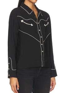 Veste Safari Oversize en Jersey de Coton Respirant pour Femme avec Broderie sur les Poches et Détail de Bordure sur les Poignets Avant/Arrière – Collection Automne - Product Image 3