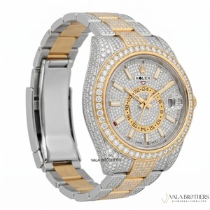 Montre de luxe en moissanite pour hommes et femmes, style hip-hop glacé, montre-bracelet de créateur haut de gamme brillante - Product Image 4
