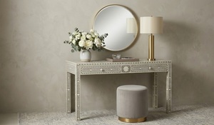 Mesa Consola Moderna de Madera Maciza con Cajones y Patas Geométricas para Entrada de Apartamento, Sala de Estar, Uso en Hoteles - Product Image 1
