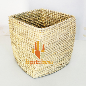 Jardinera cuadrada de hierba Munj natural, personalizable en capacidad y peso, para jardín, hogar y uso en múltiples superficies. - Product Image 1