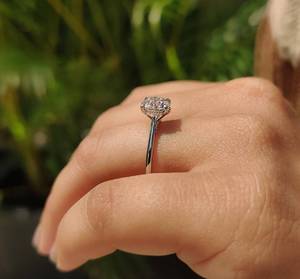 Bague solitaire en diamant de laboratoire 1 carat de haute qualité B2B, en or 10k, 14k, 18k, pour détaillants, prix de gros, export - Product Image 3