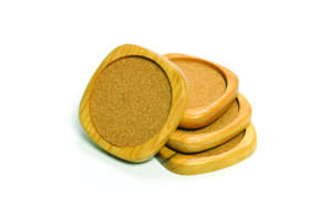 Ensemble de quatre sous-verres en bois minimalistes faits à la main pour la table basse de la maison - Product Image 2