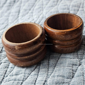 Anneau de serviette en bois de style artistique moderne, écologique, durable, classique, pour table à manger, accessoires de décoration de table haut de gamme pour la maison et les mariages - Product Image 4