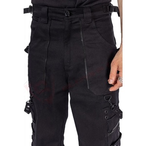 Pantalon cargo en denim noir gothique fait main - Cyberpunk Tech-Wear avec chaînes - Pantalon noir gothique pour hommes - Product Image 3