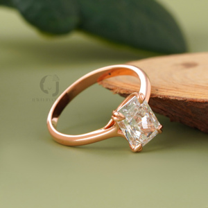 Anillo de compromiso de lujo con diamante radiante de laboratorio, color plata, halo oculto, banda cruzada tipo catedral, claridad VVS VS - Product Image 4