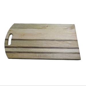 Tabla de cortar de madera y resina con diseño único, tabla de cortar con incrustaciones de resina, tabla de quesos de madera, tabla de quesos a precio de fábrica al por mayor. - Product Image 1