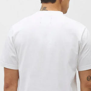 T-shirt noir à col rond pour homme, design classique uni, coupe ample, coton / polyester / prix de gros, tendance, décontracté, à porter tous les jours - Product Image 5