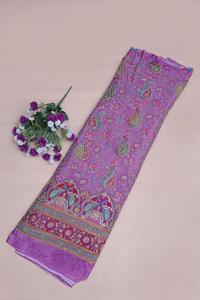 ผ้าเครปสีขาวลายดอกไม้เพสลีย์พิมพ์ลายธรรมชาติ พร้อมขอบลายตกแต่งรูปนกยูง สำหรับตัดเย็บชุดคุर्ติแบบชาติพันธุ์ - Product Image 5