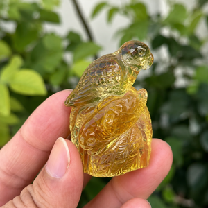 Statue d'oiseau en citrine naturelle sculptée à la main, 2 pouces, sculpture en cristal de pierre précieuse, pierre jaune, décoration d'intérieur, cadeau - Product Image 1
