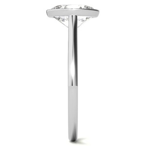 Élégante bague de fiançailles solitaire en moissanite ovale incolore de 2 carats, sertie clos en or blanc massif 10K, pour demande en mariage - Product Image 5