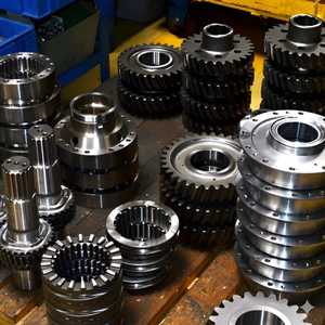 เฟืองเกียร์เหล็กชุบแข็งคุณภาพสูงสำหรับเครื่องจักรอุตสาหกรรมและการใช้งานในยานยนต์ มีจำหน่ายแล้ว - Product Image 4