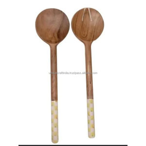 Ensemble de couverts à salade en bois avec manche en résine BlueBloom | Duo fourchette et cuillère en bois de manguier pour salle à manger, cuisine et cadeaux élégants - Product Image 6
