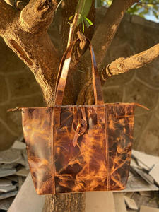 Patrón occidental Crunch Bolso de mano de cuero Bolso de compras con estilo Bolso de mujer Bolso multiusos - Product Image 5