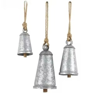 Colección Elegante de Campanas Metálicas Colgantes de Navidad, Adorno Festivo Decorativo para Árbol, Puerta, Pared, Ventana, Chimenea, Hogar - Product Image 2