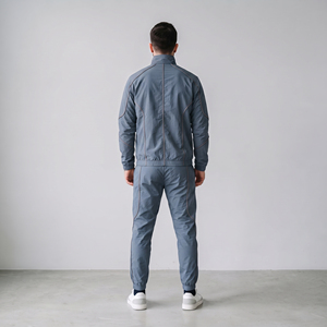 Survêtement en nylon pour homme, résistant au vent, tissu léger, coupe confortable, design durable pour les sports de plein air, la course à pied et l'entraînement - Product Image 6