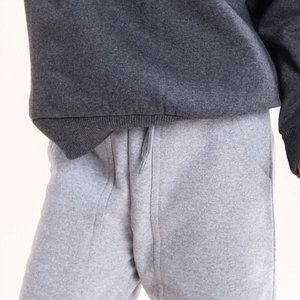 Survêtement gris de couleur unie pour garçons, sweat-shirt décontracté à manches longues et col rond avec poches latérales, pantalon à taille élastique pour l'automne - Product Image 6